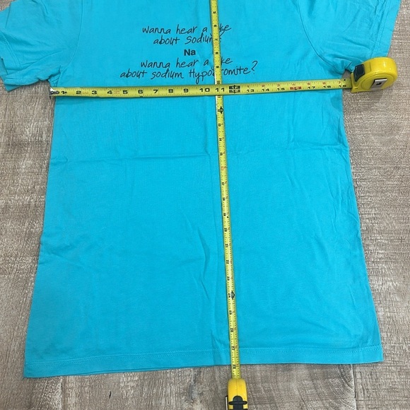 Science Joke T-Shirt | Size M | NaBrO Periodic Table Humor | Unisex Canvas Tee - Picture 4 of 4